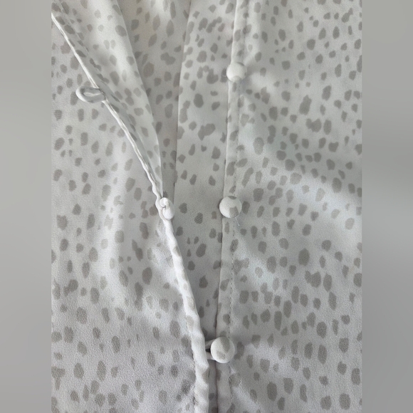 Express Portofino Blouse - Picture 5 of 10